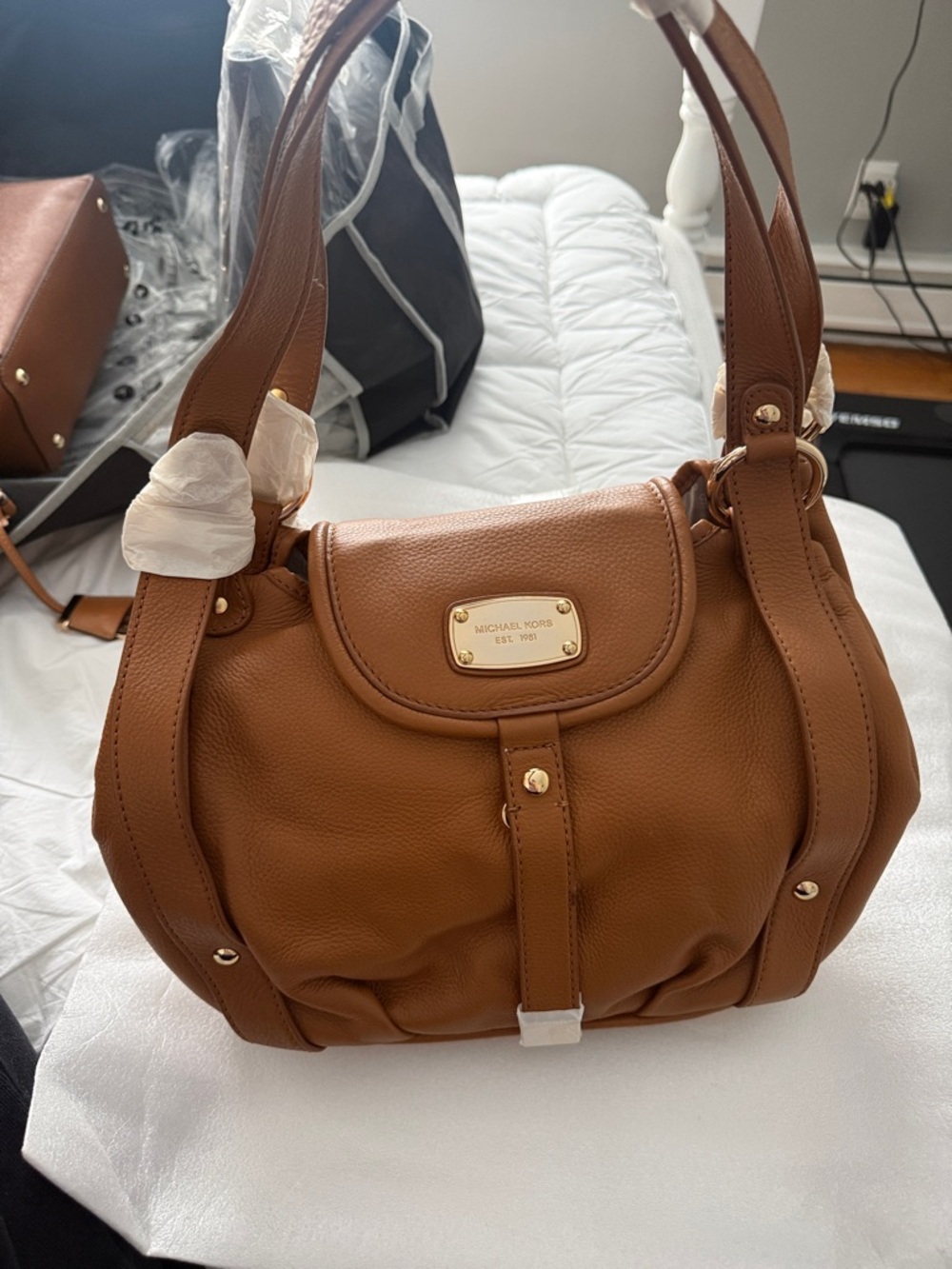 MICHAEL KORS Tan Pebbled Leather Shoulder Bag with Gold Plate